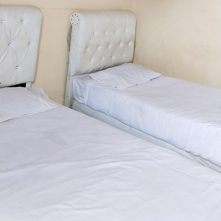 Richmond Guest House Cirebon Redpartner Exterior foto