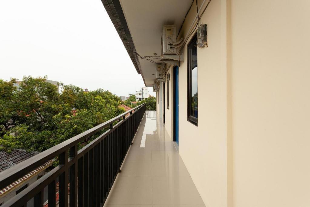 Richmond Guest House Cirebon Redpartner Exterior foto