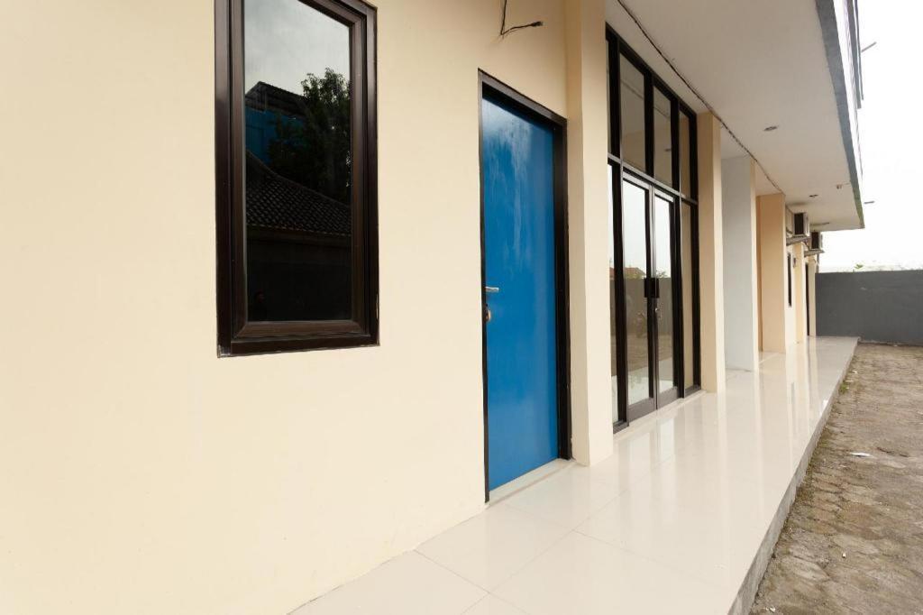 Richmond Guest House Cirebon Redpartner Exterior foto